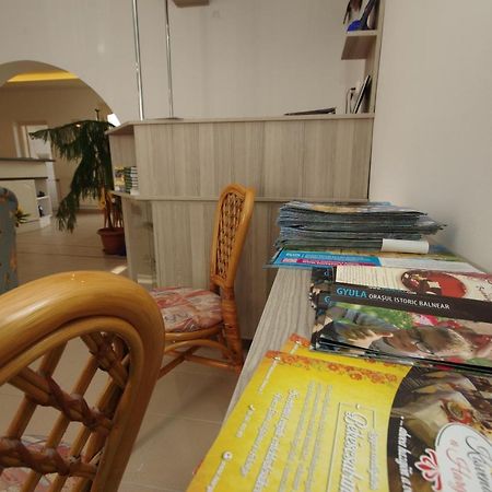 Csigaház panzió Hotel Gyula Kültér fotó