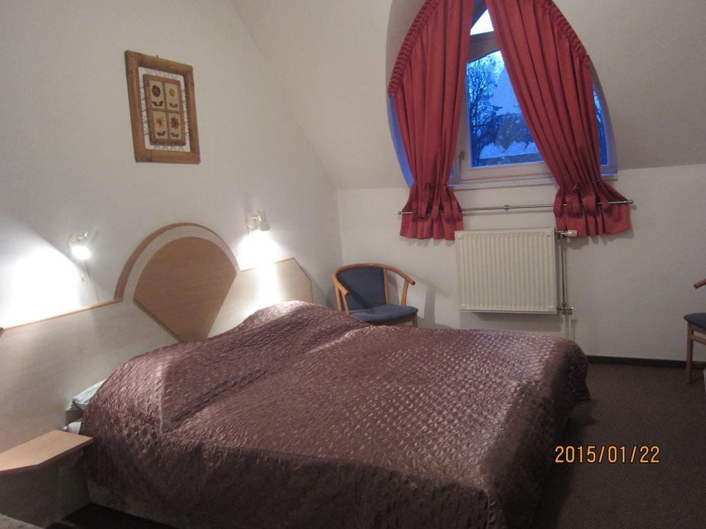 Csigaház panzió Hotel Gyula Kültér fotó