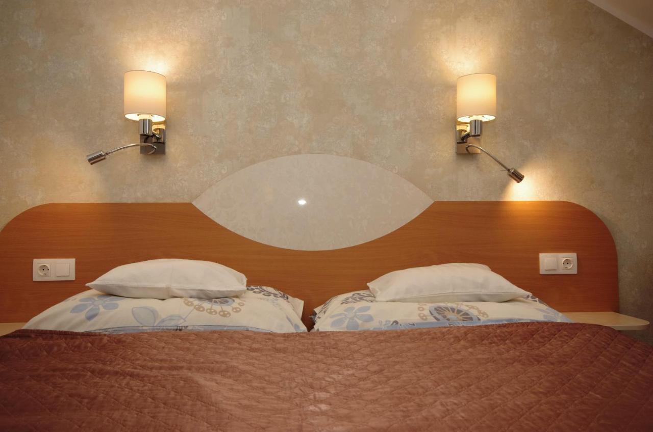 Csigaház panzió Hotel Gyula Kültér fotó