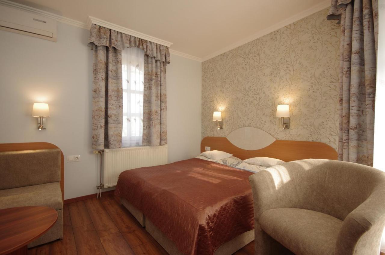 Csigaház panzió Hotel Gyula Kültér fotó