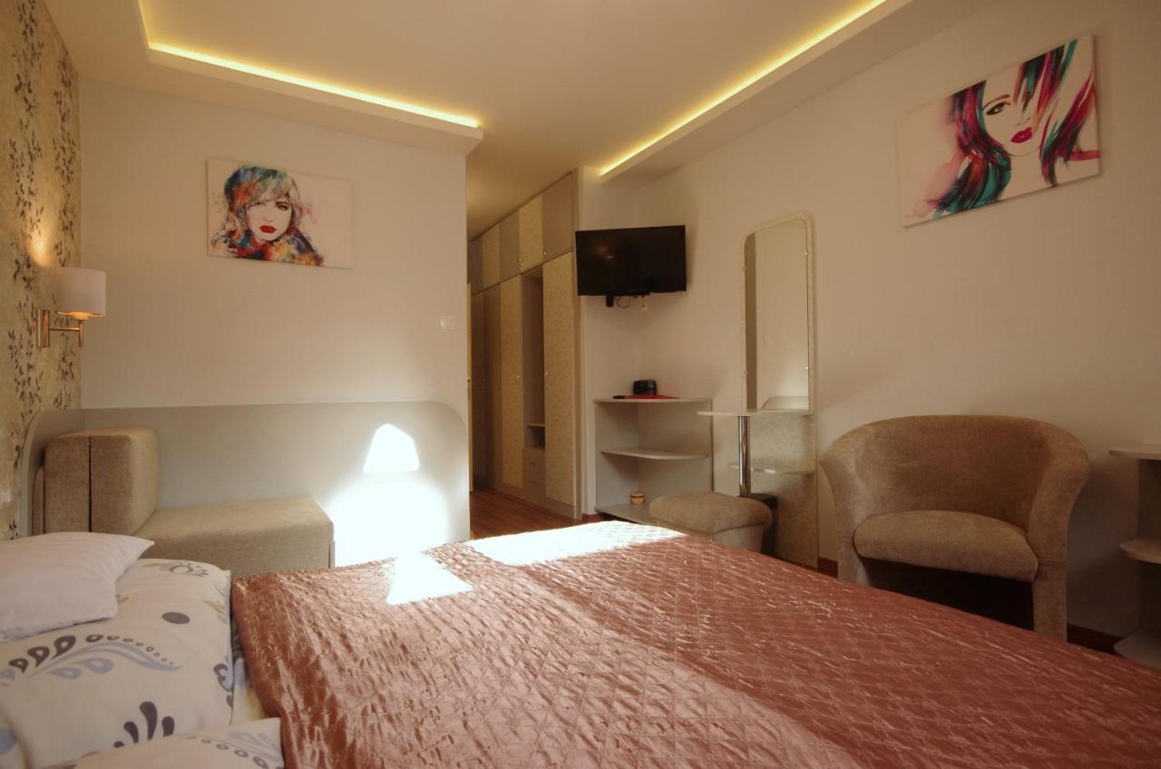 Csigaház panzió Hotel Gyula Kültér fotó